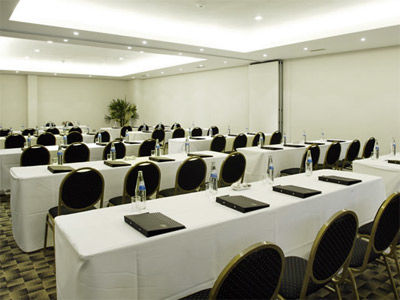Land Plaza Hotel 4*