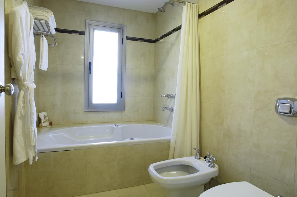 Hotel Land Plaza 4*